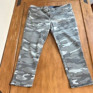 Democracy AbSolution Camo Pants Size 14
